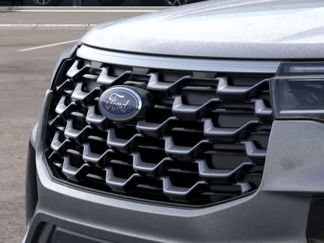 New 2026 Ford Explorer Platinum w/ LUX Leather Package AWD/4WD image 17