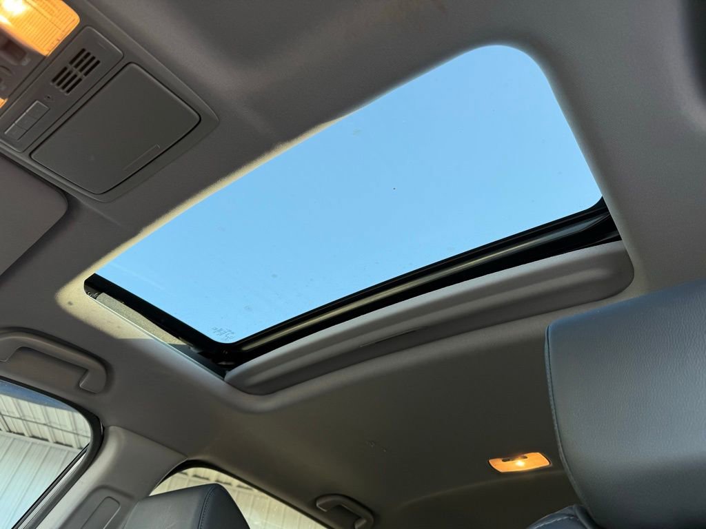 Used 2020 Honda CR-V Touring image 12