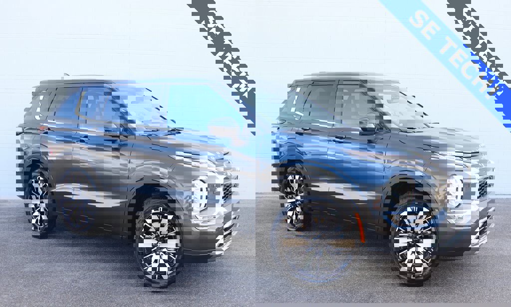 New 2026 Mitsubishi Outlander SE