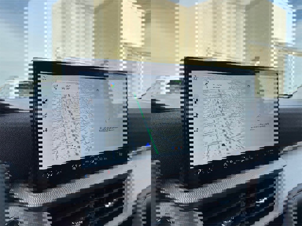 Used 2025 Ford Explorer Active image 23