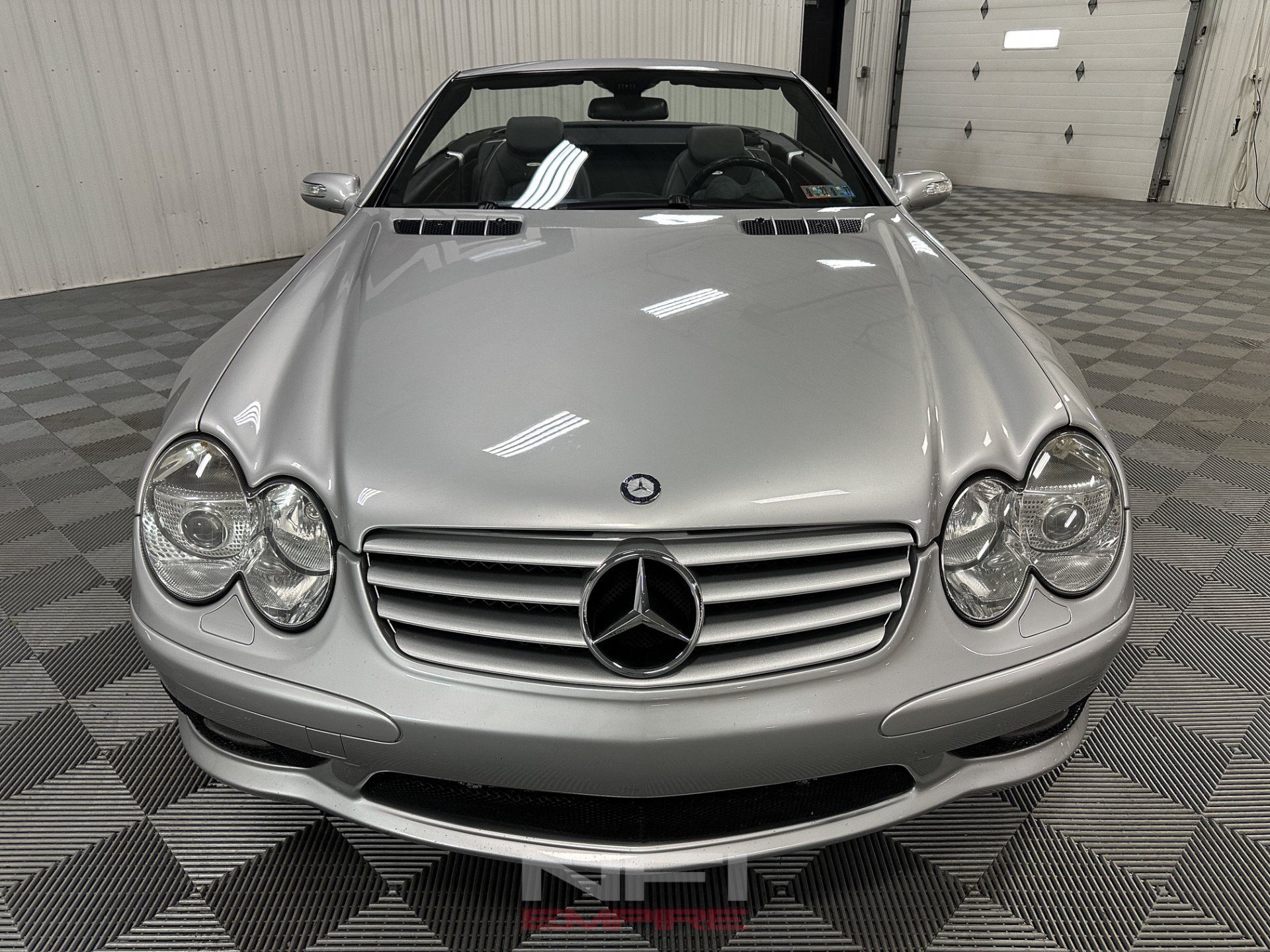 Used 2005 Mercedes-Benz SL 55 AMG image 5
