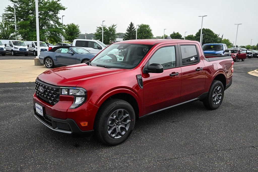 New 2025 Ford Maverick XLT w/ XLT Luxury Package image 9