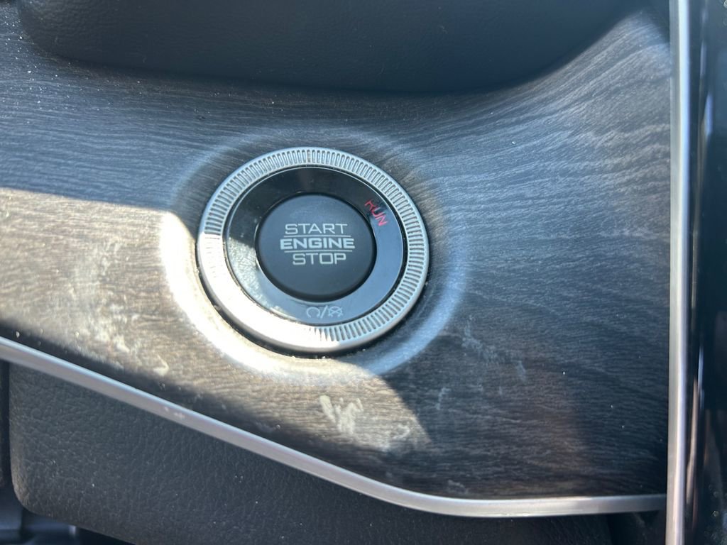 Certified 2022 Jeep Grand Cherokee Limited image 24