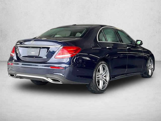 Used 2017 Mercedes-Benz E 300 image 2