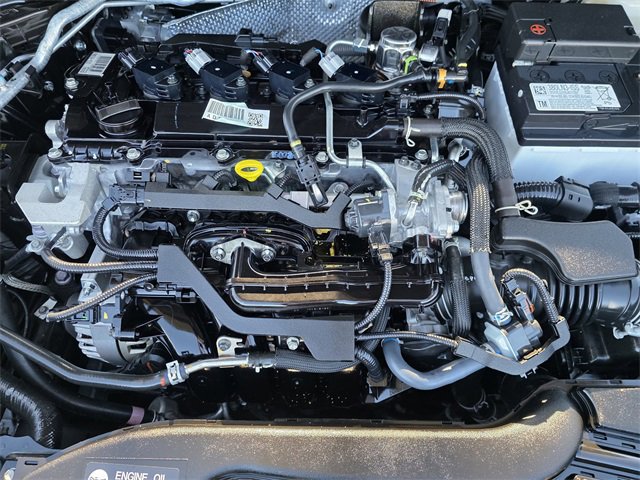 Used 2025 Toyota Corolla Cross XLE image 22