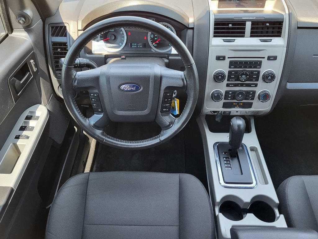 Used 2012 Ford Escape XLT AWD/4WD image 24