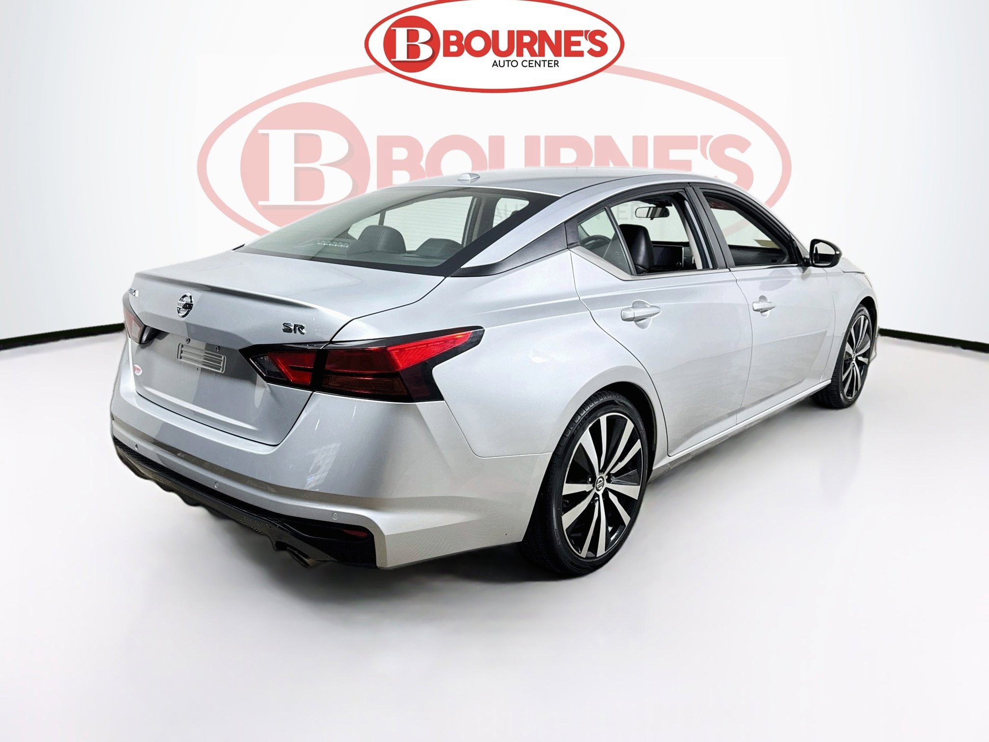 Used 2020 Nissan Altima 2.5 SR FWD image 7