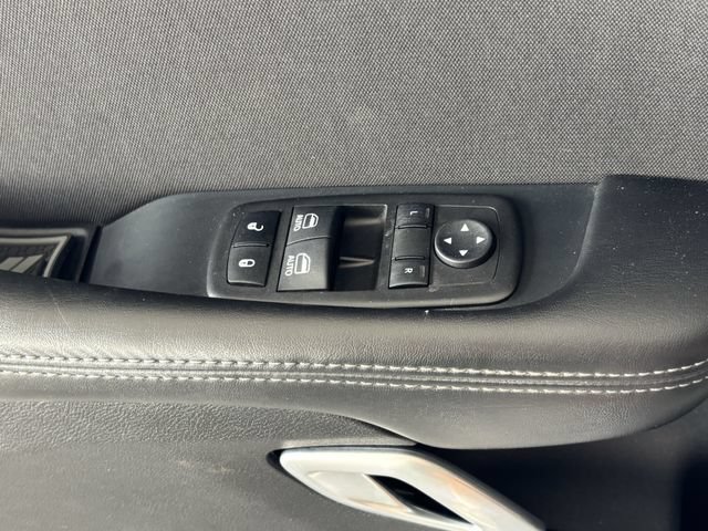 Used 2022 Dodge Challenger R/T Scat Pack RWD image 18