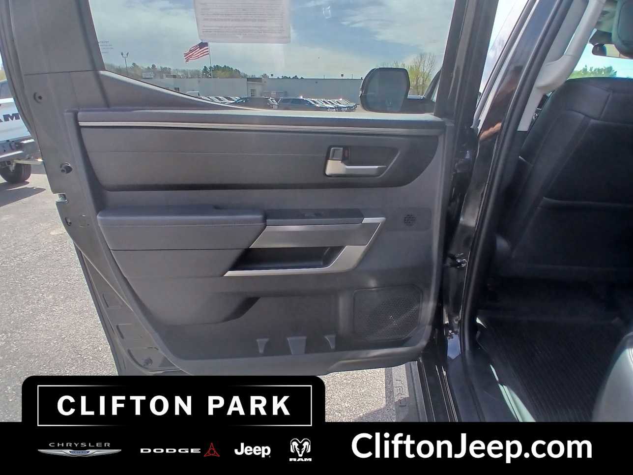 Used 2023 Toyota Tundra SR5 w/ SR5 Premium Package AWD/4WD image 12
