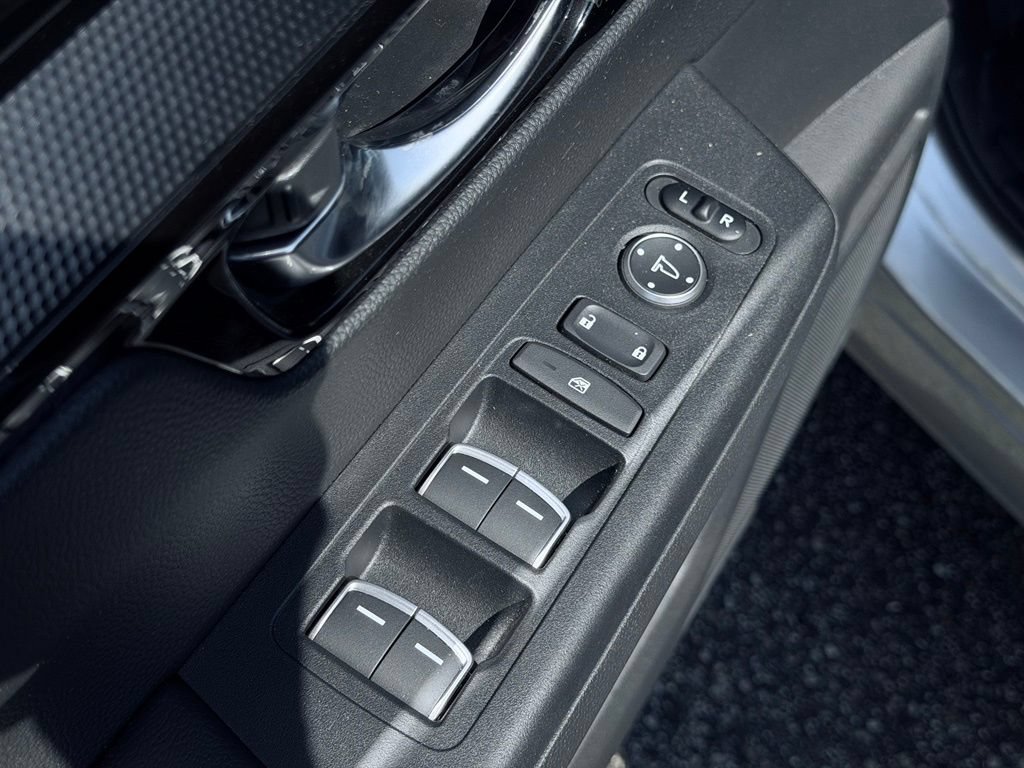 Used 2025 Honda CR-V Sport Touring image 16