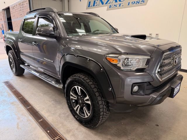 Used 2017 Toyota Tacoma TRD Sport w/ Tow Package AWD/4WD video 2