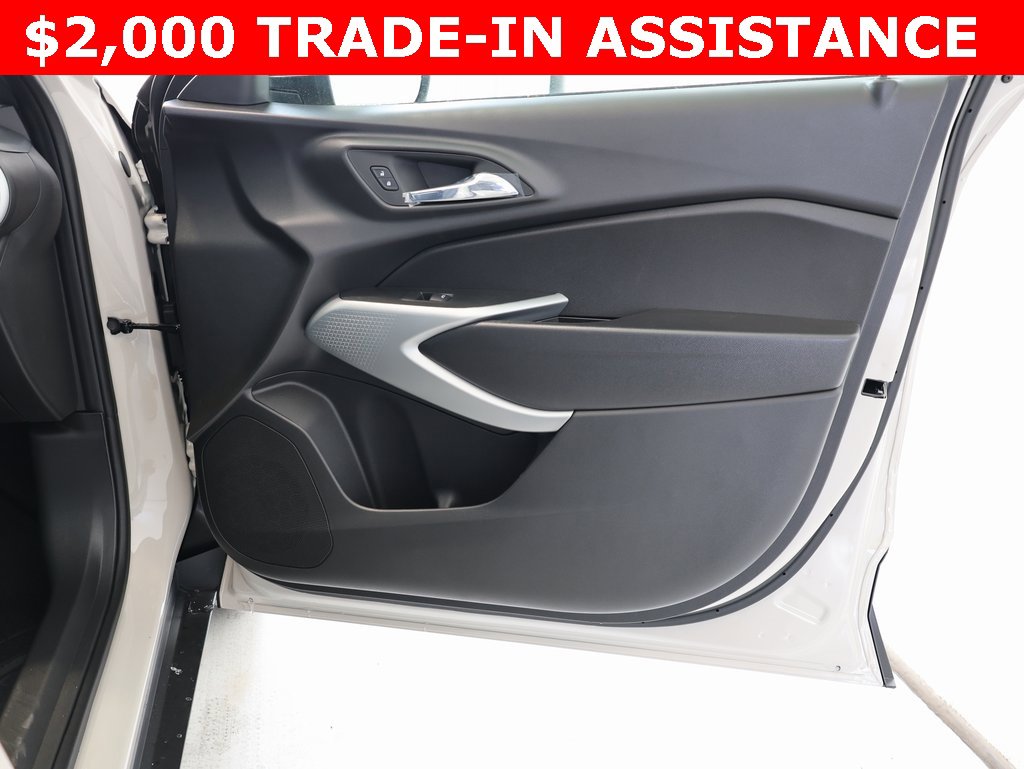New 2026 Chevrolet Trax RS w/ Driver Confidence Package image 28