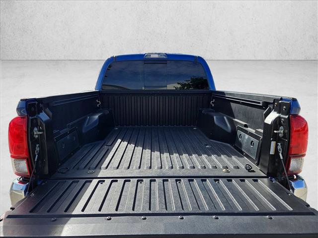 Used 2018 Toyota Tacoma SR5 image 6