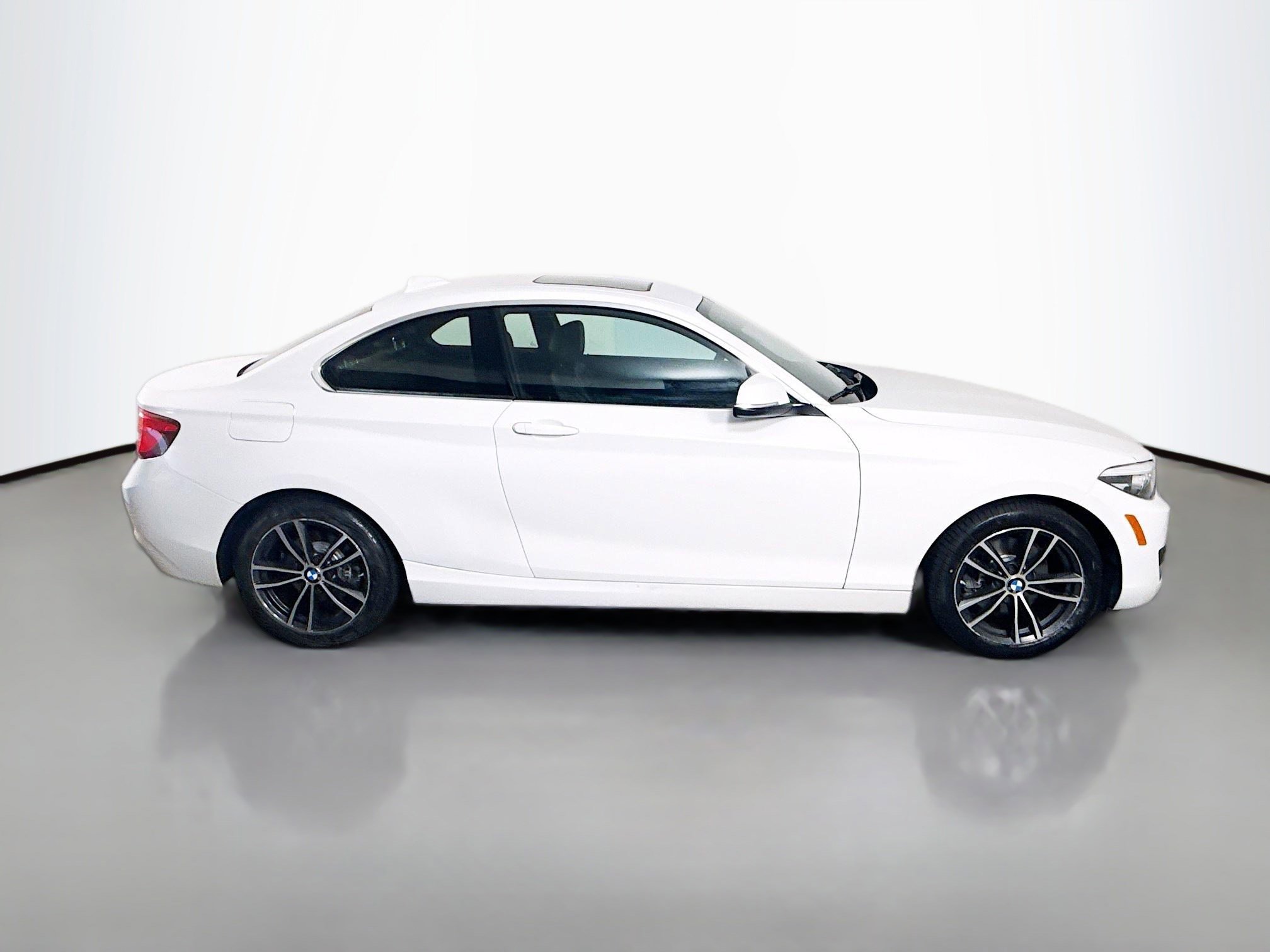 Used 2019 BMW 230i Coupe w/ Premium Package RWD image 11