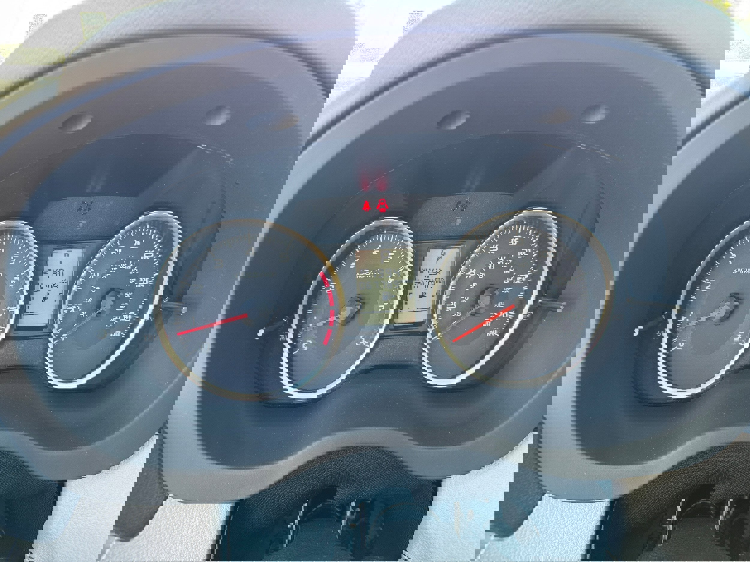 Used 2017 Subaru Forester 2.5i Premium w/ All-Weather Package image 10