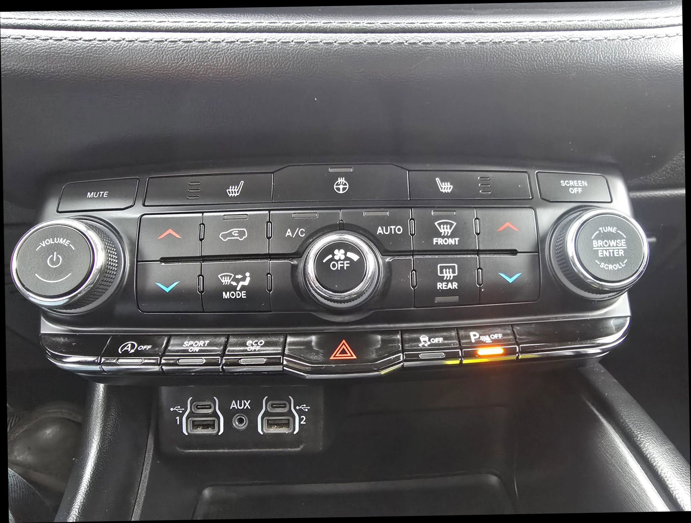 Used 2022 Dodge Durango SXT w/ Popular Equipment Group image 29