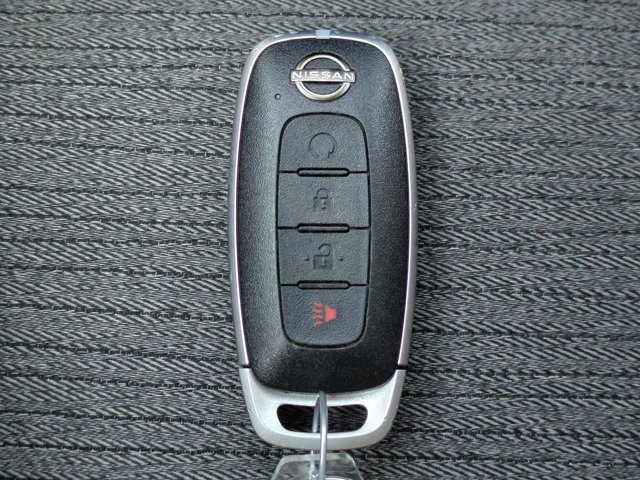 Certified 2023 Nissan Rogue SV image 27