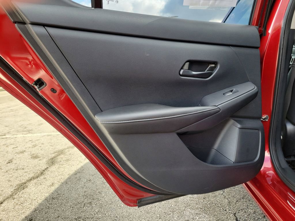 Used 2025 Nissan Sentra SV image 10