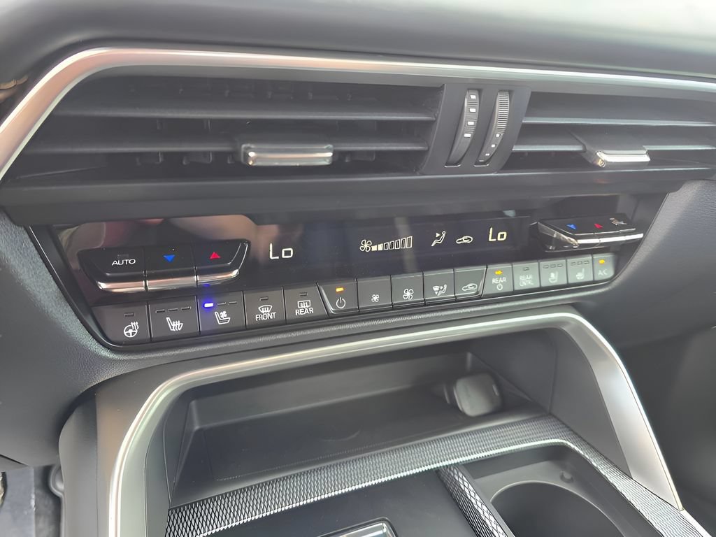 Certified 2025 MAZDA CX-70 Plug-In Hybrid w/ Premium Plus AWD/4WD image 21