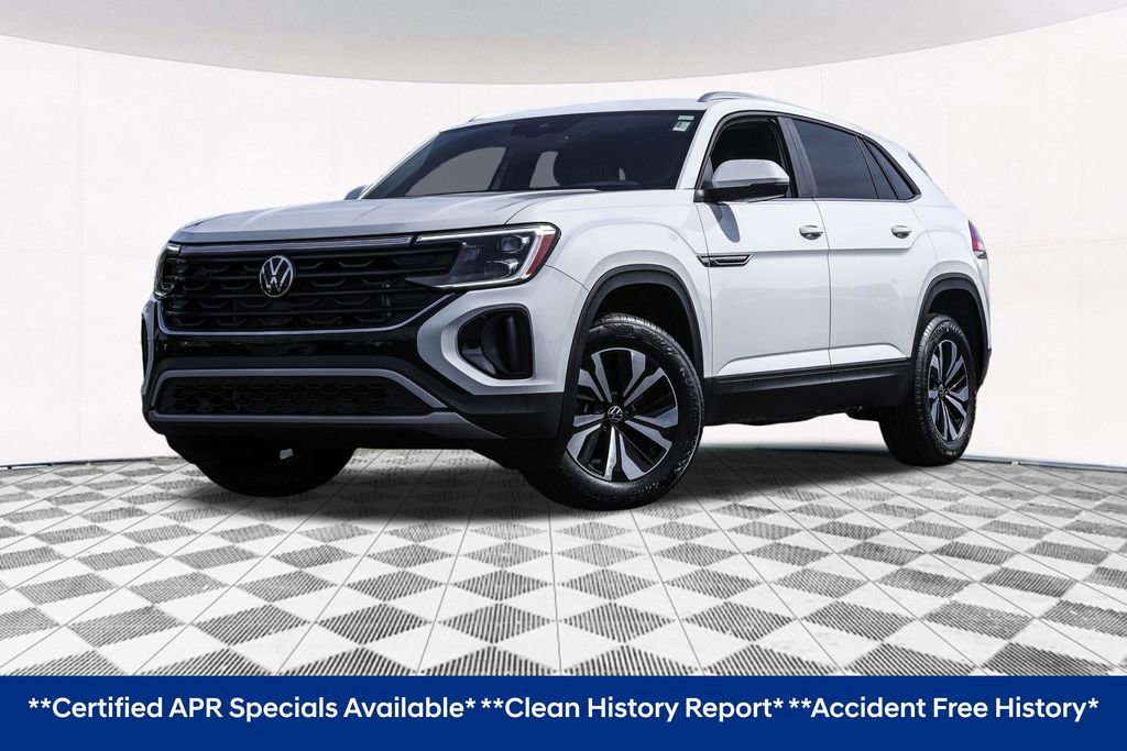 Certified 2025 Volkswagen Atlas Cross Sport SE image 2