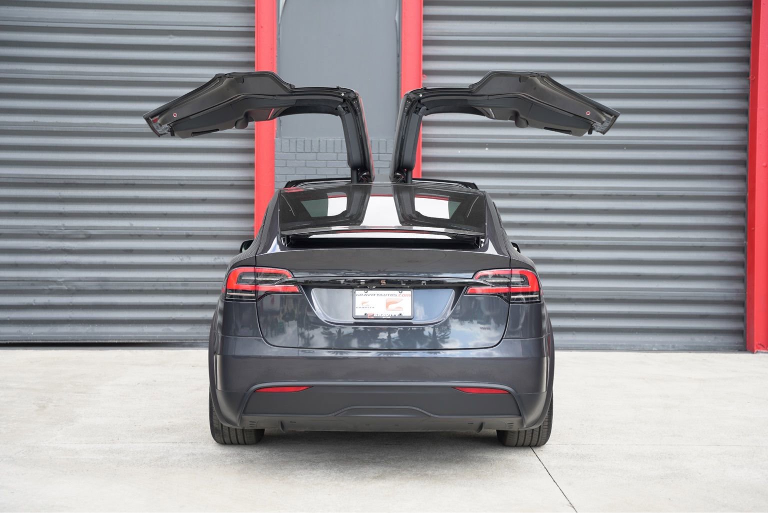 Used 2024 Tesla Model X image 8