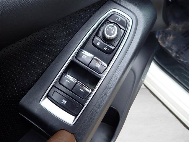 Used 2023 Subaru Ascent Touring AWD/4WD image 14