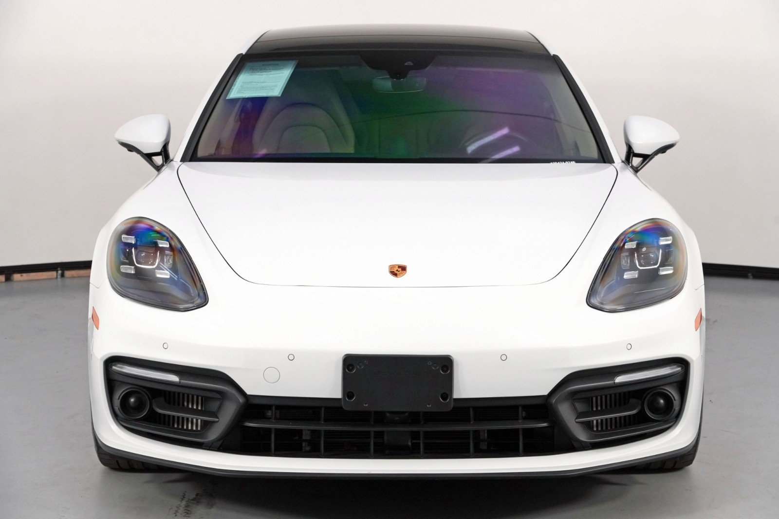 Used 2023 Porsche Panamera 4 image 49