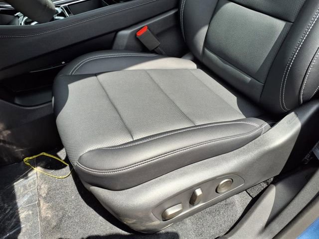 New 2025 Chevrolet Traverse LT w/ Sun and Wheel Package image 21