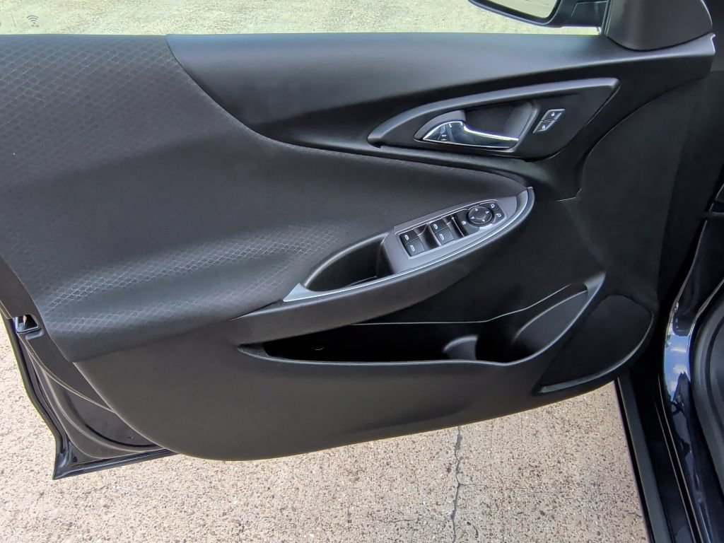 Used 2022 Chevrolet Malibu LS FWD image 10