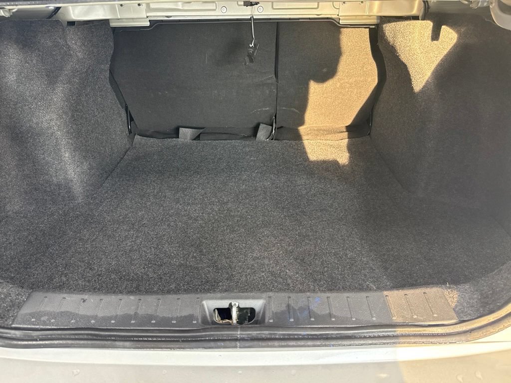 Used 2025 Nissan Versa SV FWD image 15