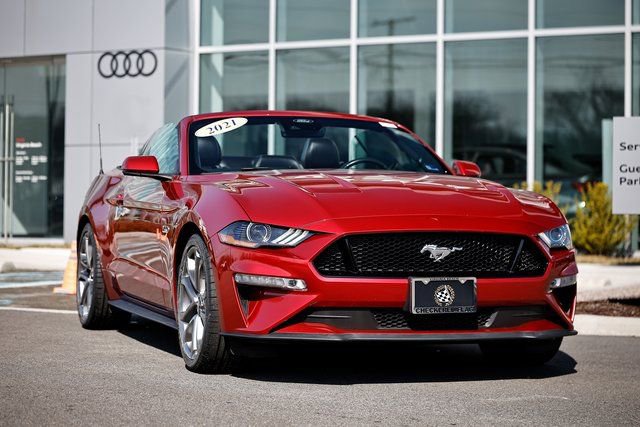Used 2021 Ford Mustang GT Premium w/ Equipment Group 401A image 2