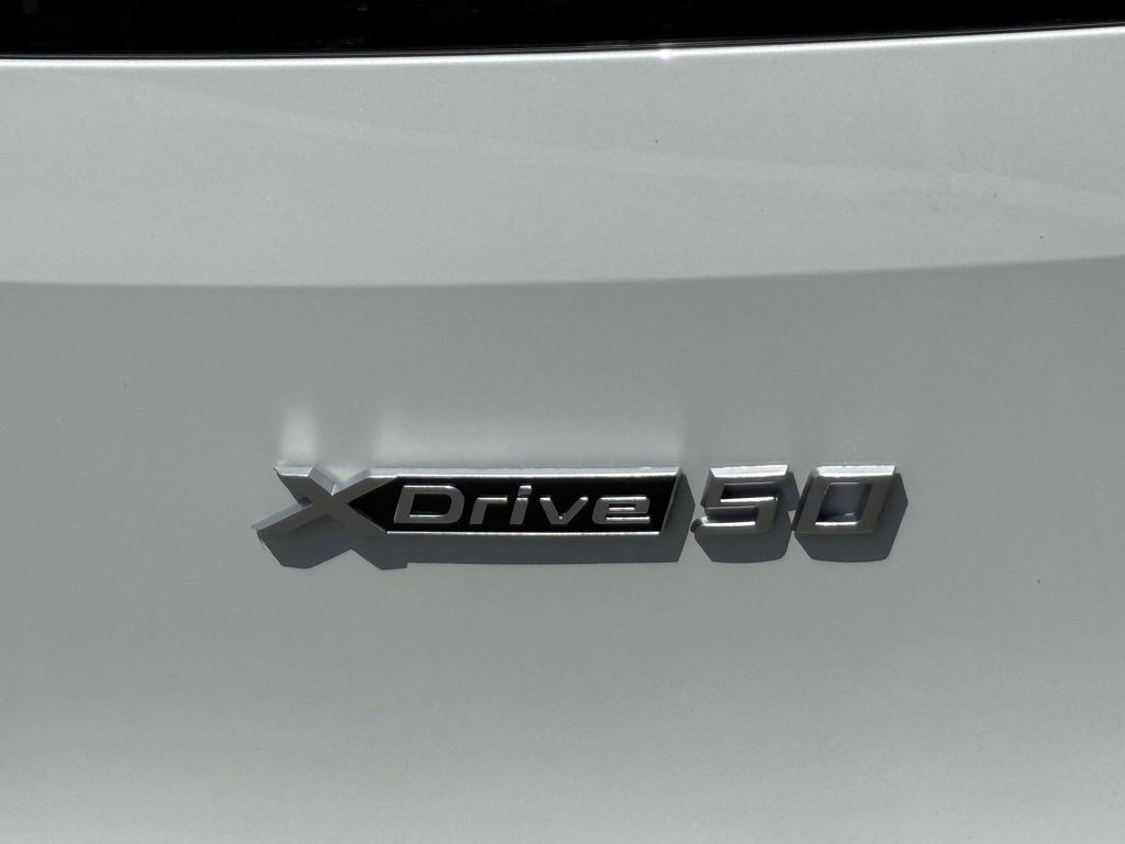 Used 2025 BMW iX xDrive50 w/ Sport Package image 14