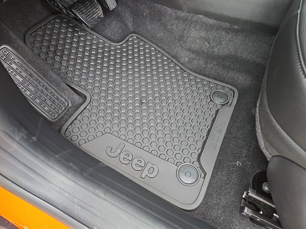 New 2026 Jeep Compass Latitude AWD/4WD image 38
