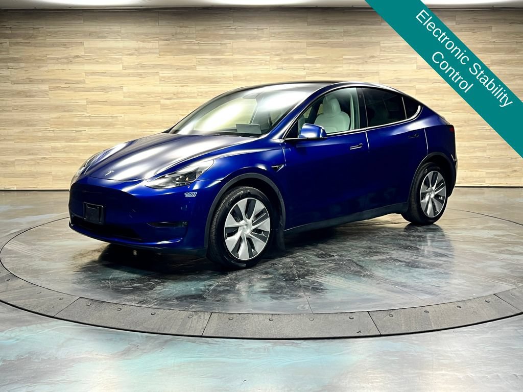 Used 2023 Tesla Model Y Long Range AWD/4WD image 9