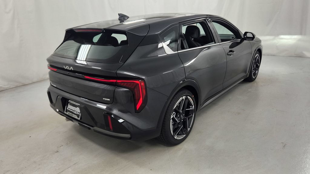 New 2026 Kia K4 GT-Line w/ GT-Line Premium Package FWD image 3