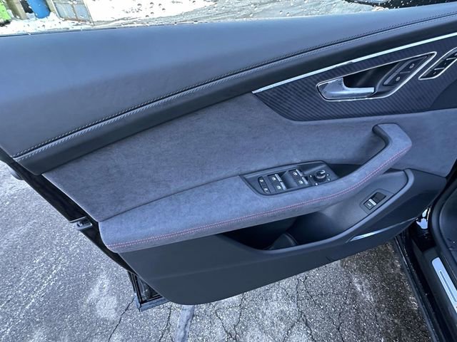 New 2026 Audi RS Q8 performance image 8