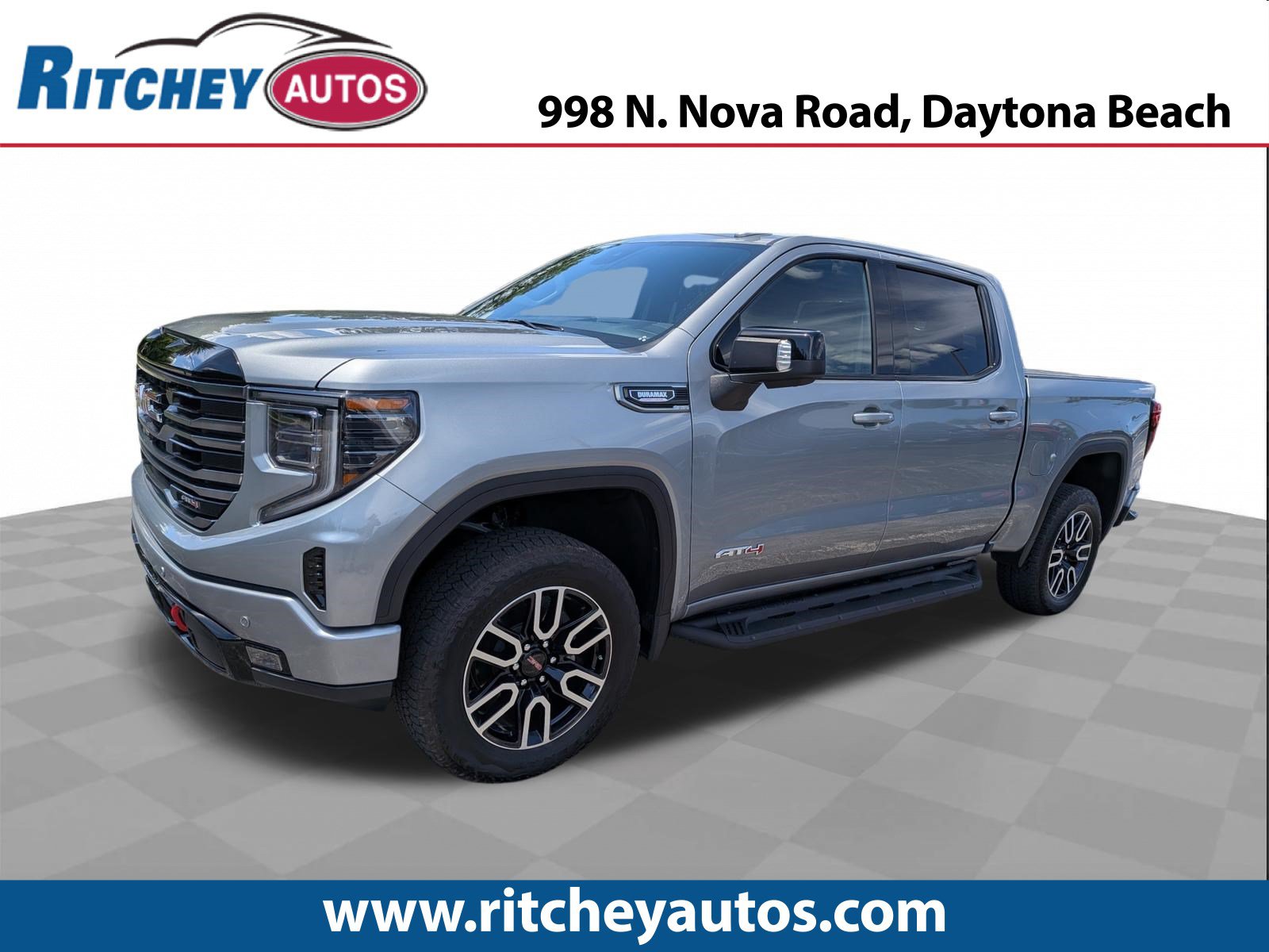 Certified 2025 GMC Sierra 1500 AT4 w/ AT4 Premium Package AWD/4WD image 1