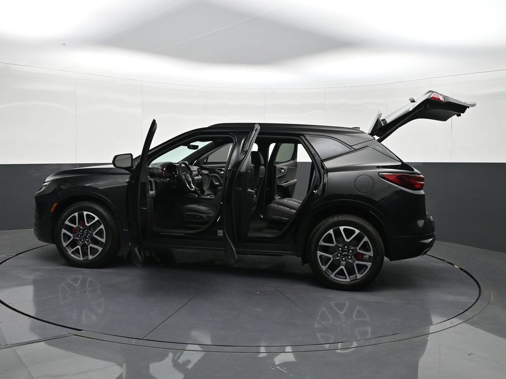 Certified 2023 Chevrolet Blazer RS w/ Driver Confidence II Package AWD/4WD image 40