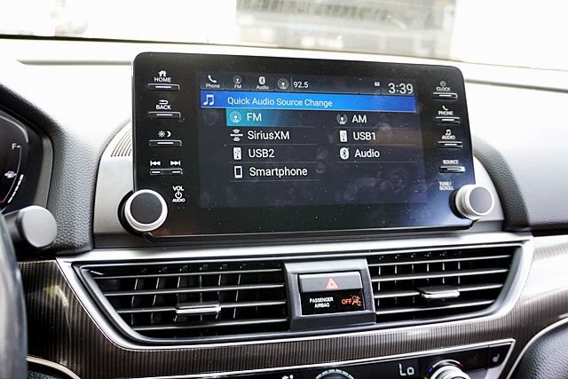 Used 2020 Honda Accord Sport image 24