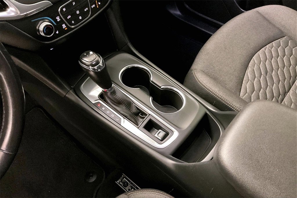 Used 2019 Chevrolet Equinox LT image 17