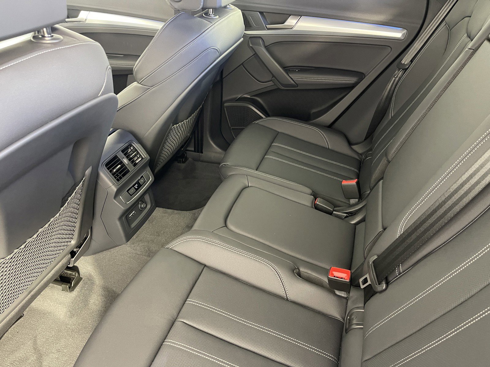 New 2025 Audi Q5 2.0T Premium Plus w/ Premium Plus Package image 37