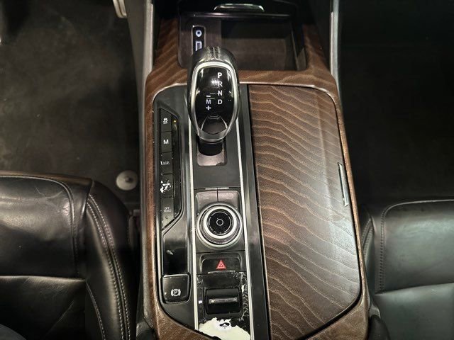 Used 2017 Maserati Levante S image 27