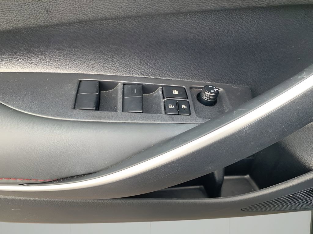 Used 2024 Toyota Corolla SE image 12