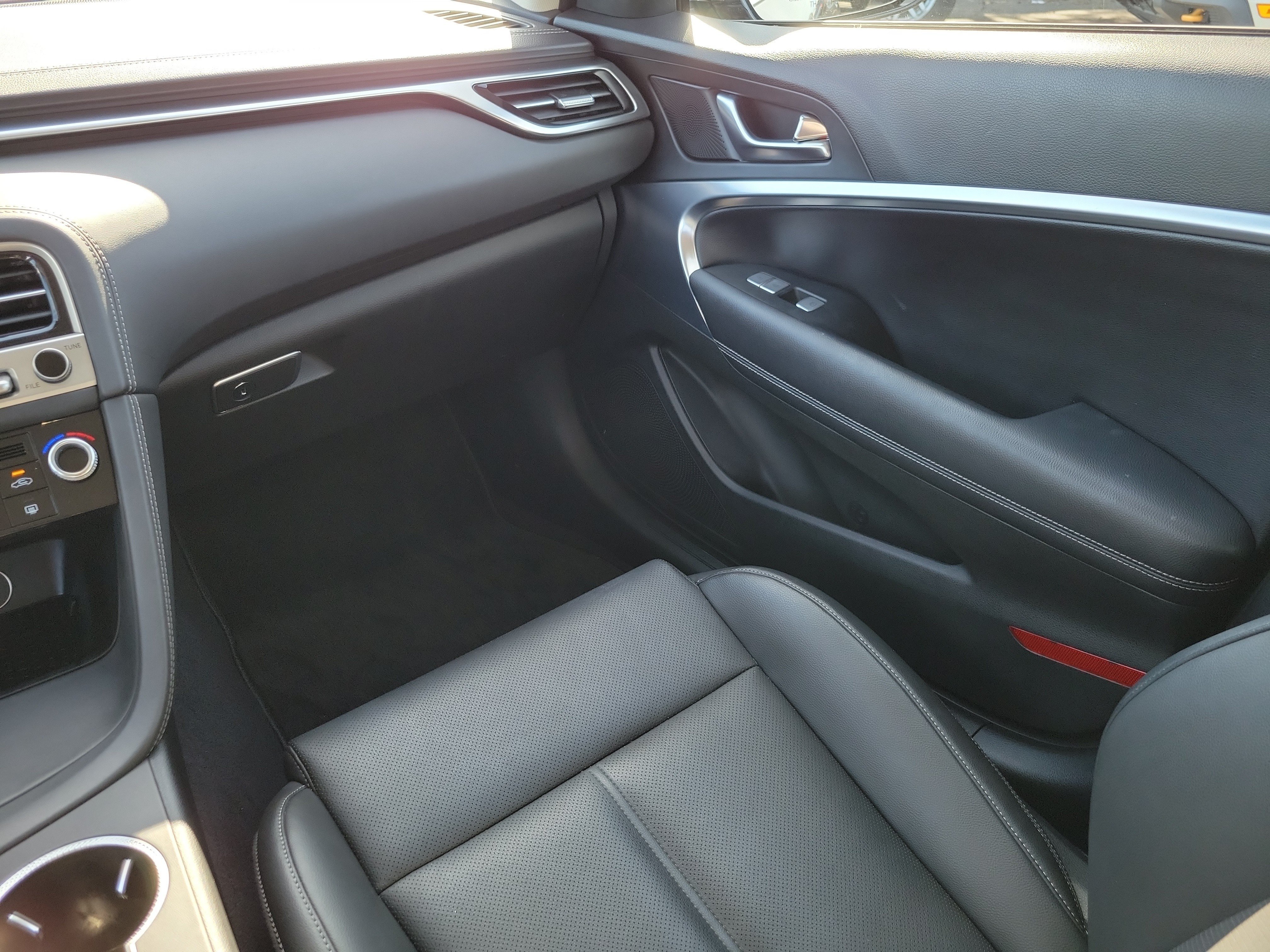 Used 2026 Genesis G70 2.5T RWD image 23