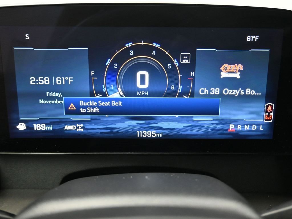 Used 2025 Chevrolet Traverse LT w/ Driver Confidence Package image 20