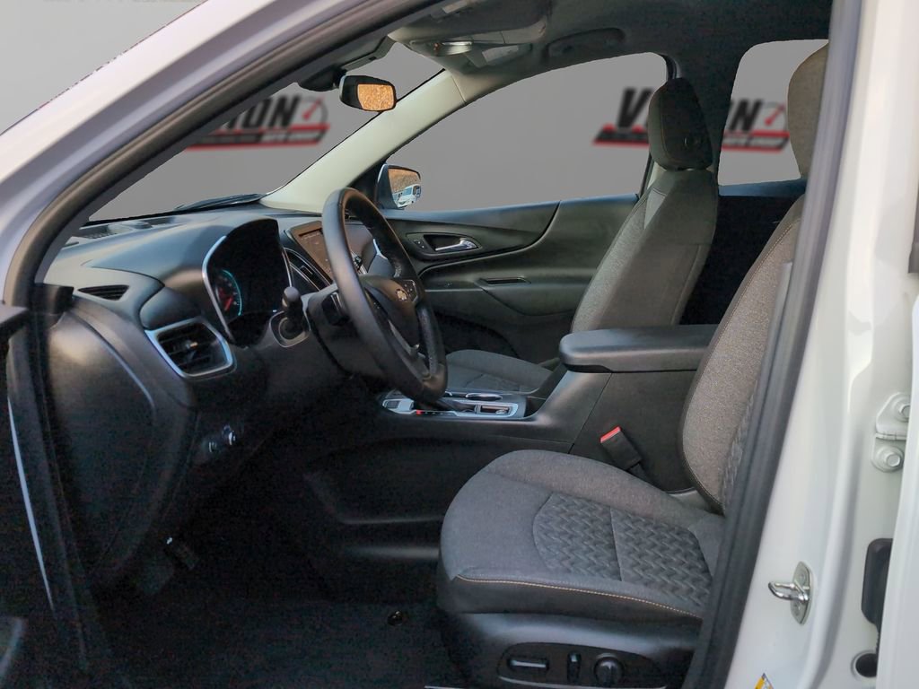 Used 2024 Chevrolet Equinox LT image 9