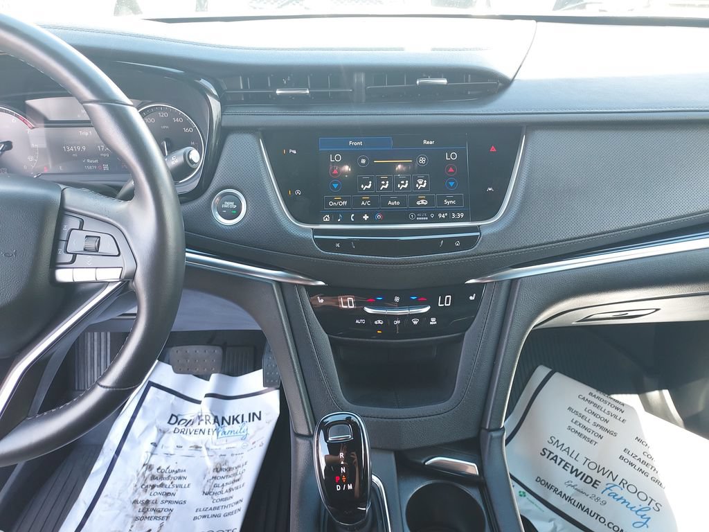 Used 2024 Cadillac XT6 Luxury w/ LPO, Floor Liner Package AWD/4WD image 20