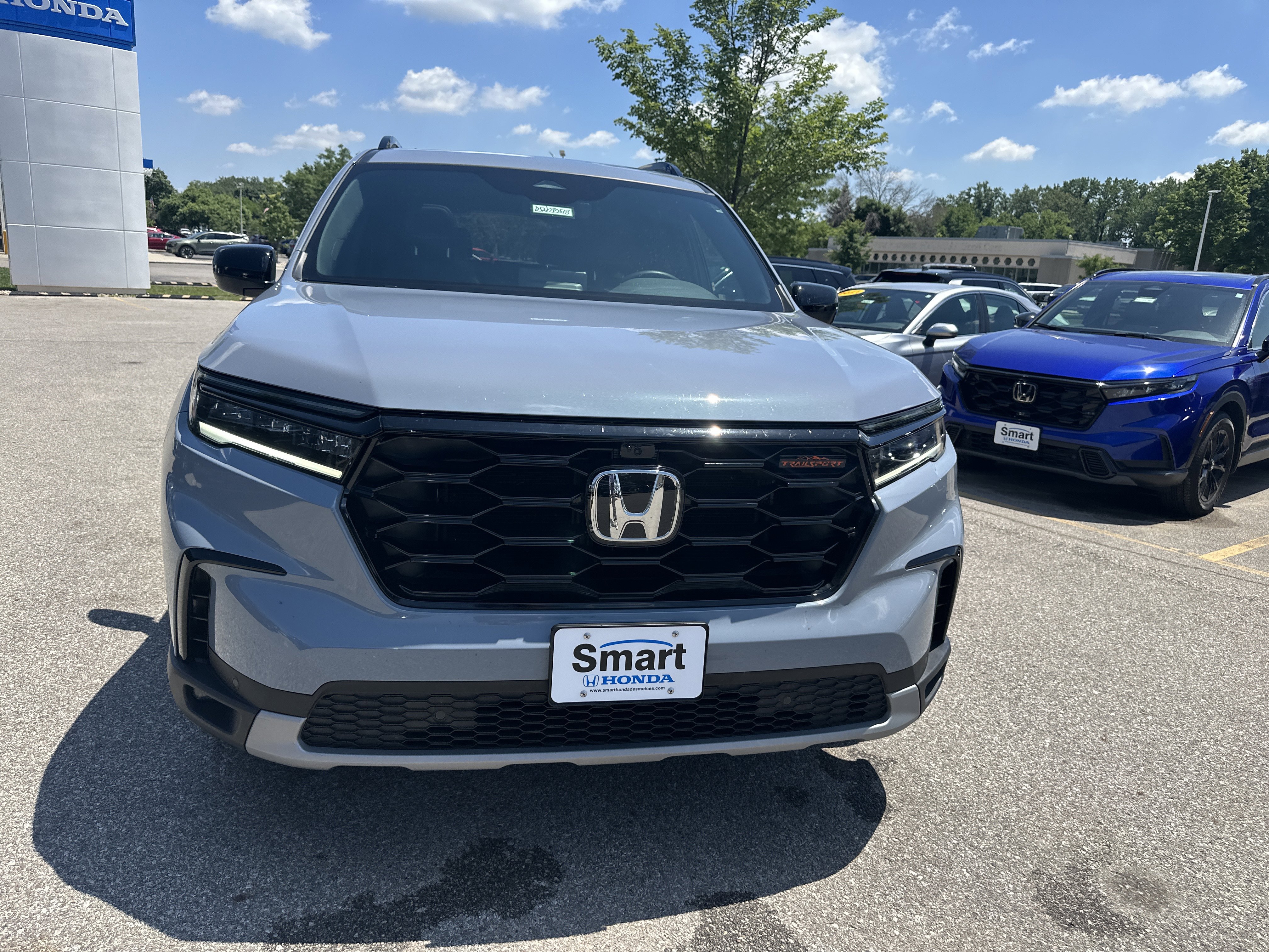 Certified 2024 Honda Pilot TrailSport image 8