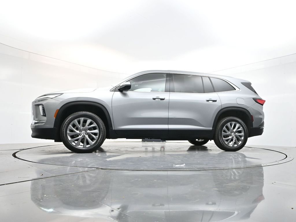 Used 2025 Buick Enclave Preferred image 34