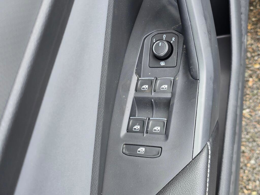 New 2026 Volkswagen Jetta SE image 22